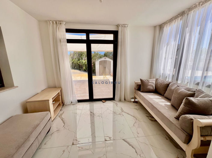 Image No.26-5 Bed House for sale