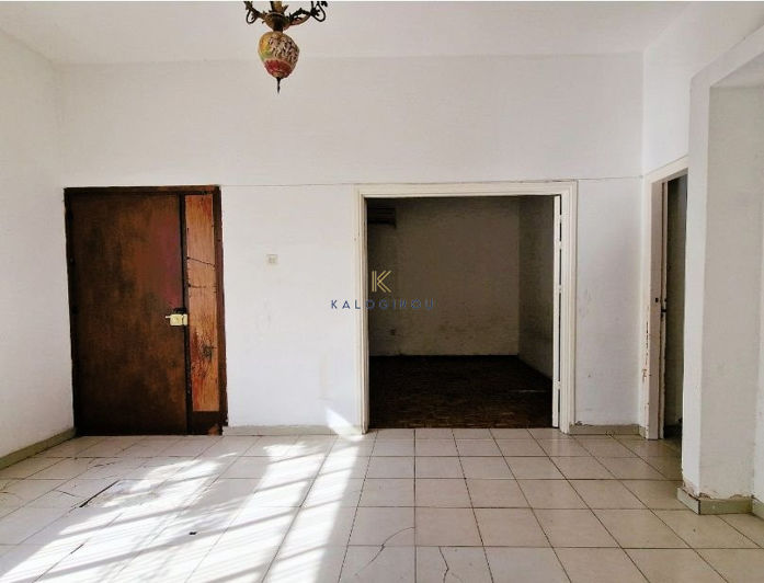 Image No.10-3 Bed House for sale