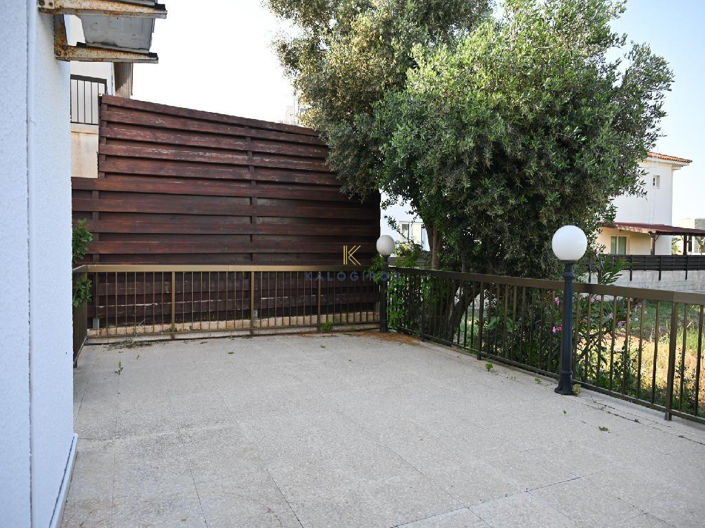 Image No.14-4 Bed House for sale
