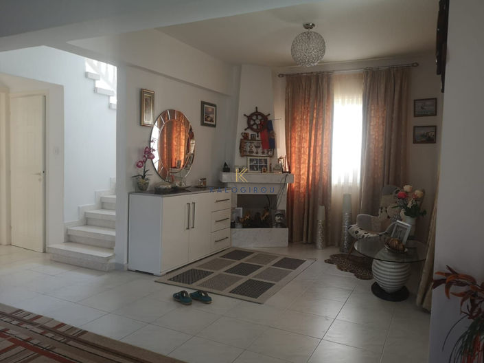 Image No.4-6 Bed House for sale