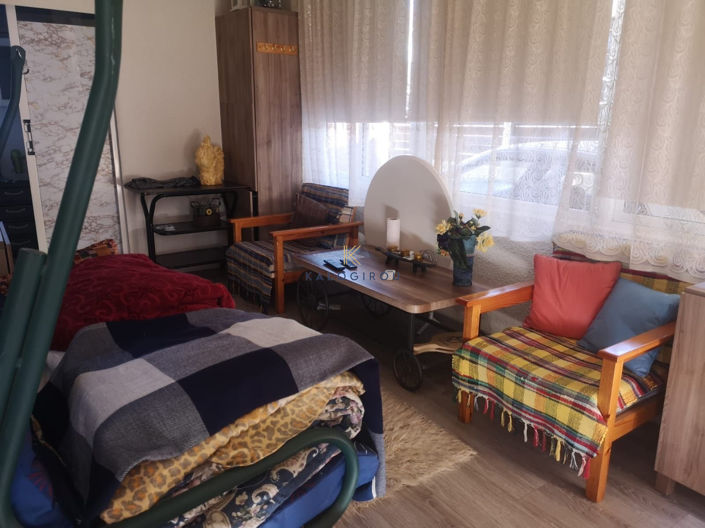 Image No.6-6 Bed House for sale