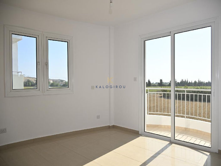 Image No.3-3 Bed Apartment for sale