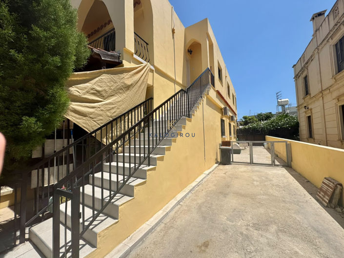 Image No.10-6 Bed House for sale