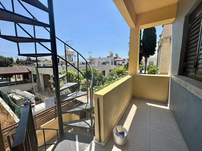 Image No.19-6 Bed House for sale