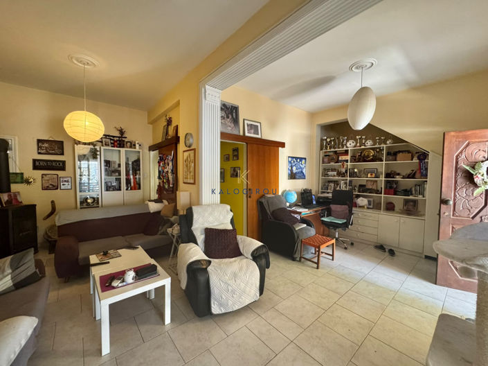 Image No.3-6 Bed House for sale