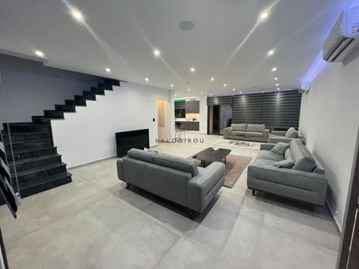 Image No.2-3 Bed House for sale