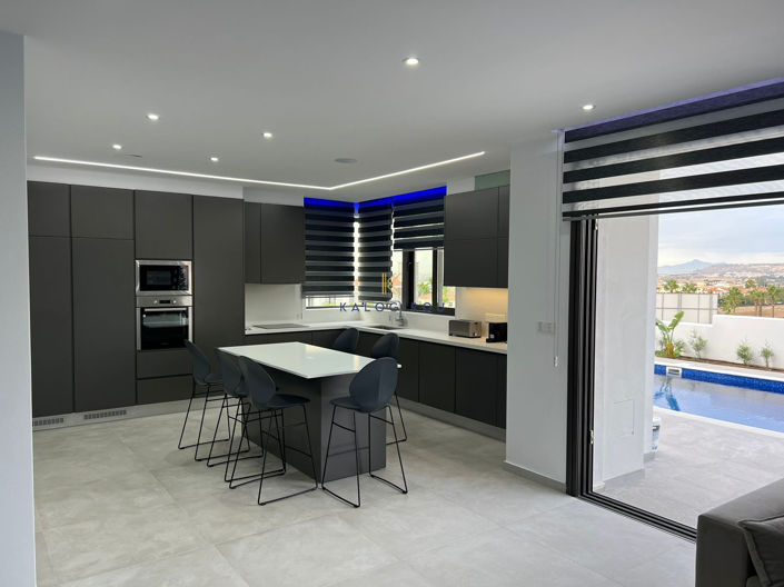 Image No.5-3 Bed House for sale