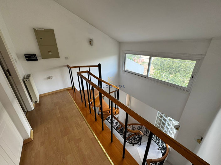 Image No.18-8 Bed House for sale