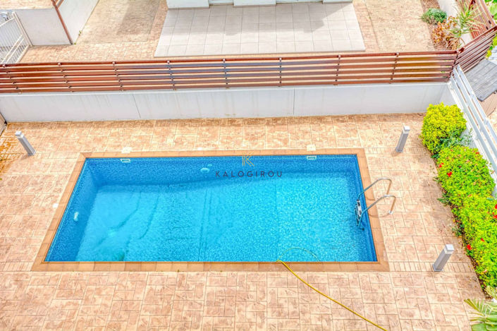 Image No.13-3 Bed House for sale