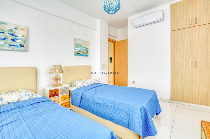 Image No.15-3 Bed House for sale