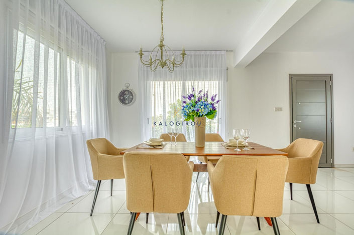 Image No.4-3 Bed House for sale