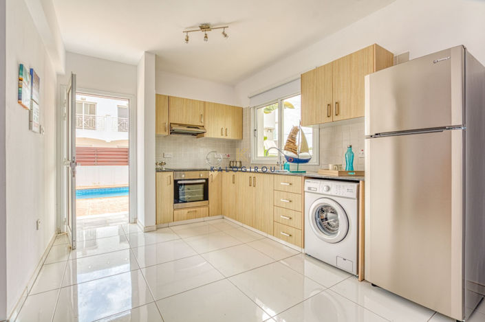 Image No.7-3 Bed House for sale