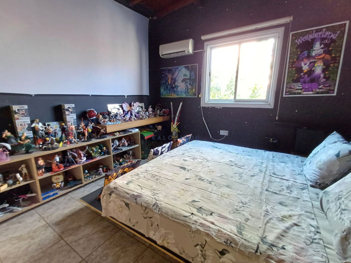 Image No.12-6 Bed House for sale