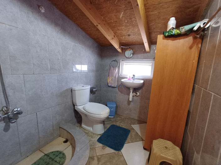 Image No.20-6 Bed House for sale