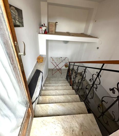 Image No.16-2 Bed Townhouse for sale
