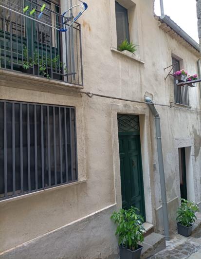 Image No.13-3 Bed Townhouse for sale
