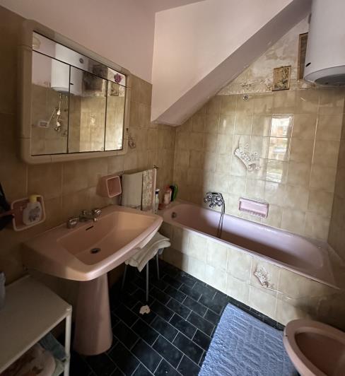 Image No.34-2 Bed Townhouse for sale