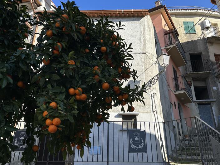 Image No.3-2 Bed Townhouse for sale