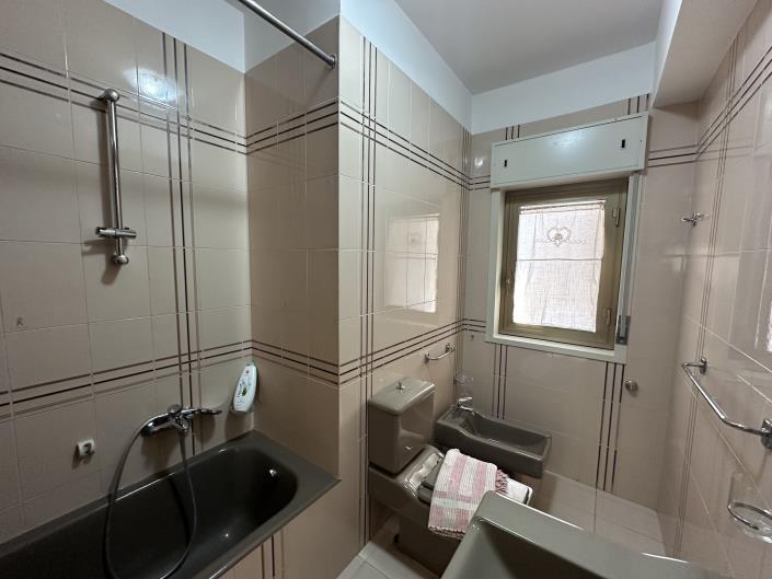 Image No.24-3 Bed Apartment for sale