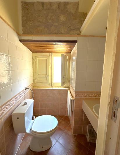 Image No.37-5 Bed Property for sale