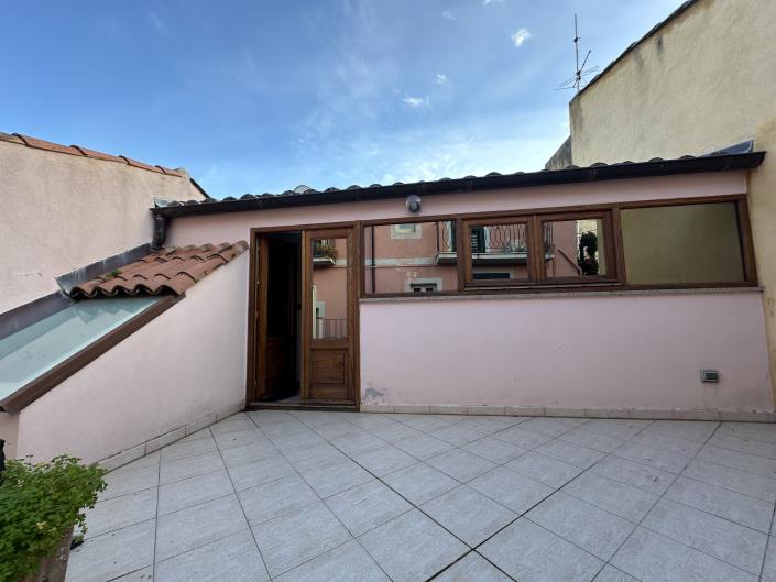 Image No.14-2 Bed House for sale