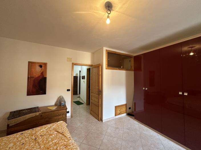 Image No.28-2 Bed House for sale