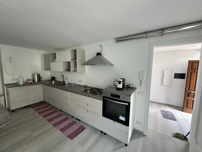 Image No.18-4 Bed Townhouse for sale