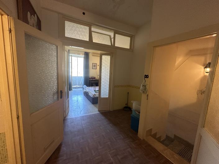 Image No.21-2 Bed Townhouse for sale
