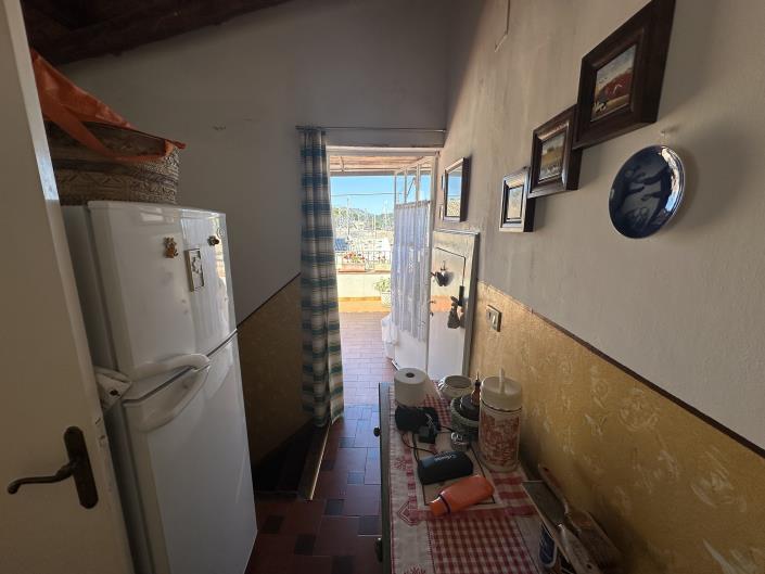 Image No.35-3 Bed Property for sale