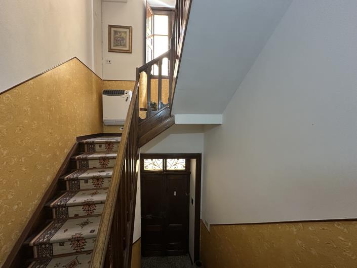 Image No.45-3 Bed Property for sale