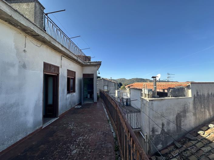 Image No.23-3 Bed Townhouse for sale