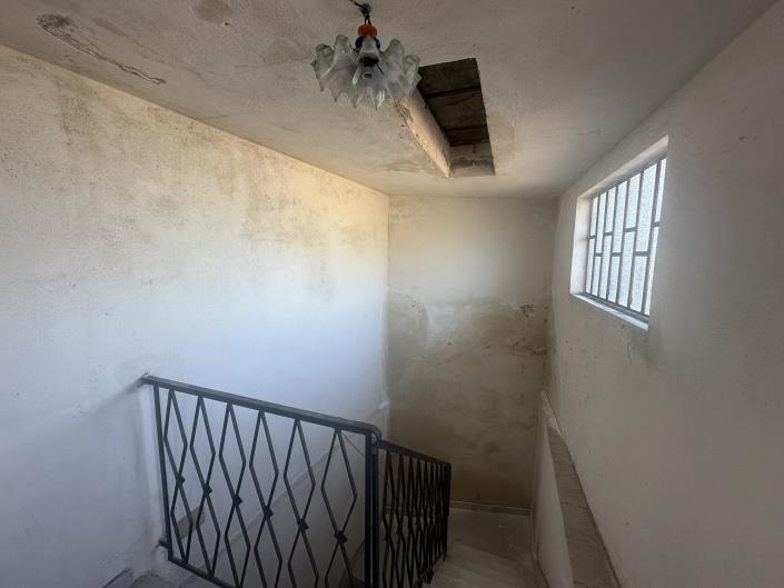 Image No.37-3 Bed Townhouse for sale