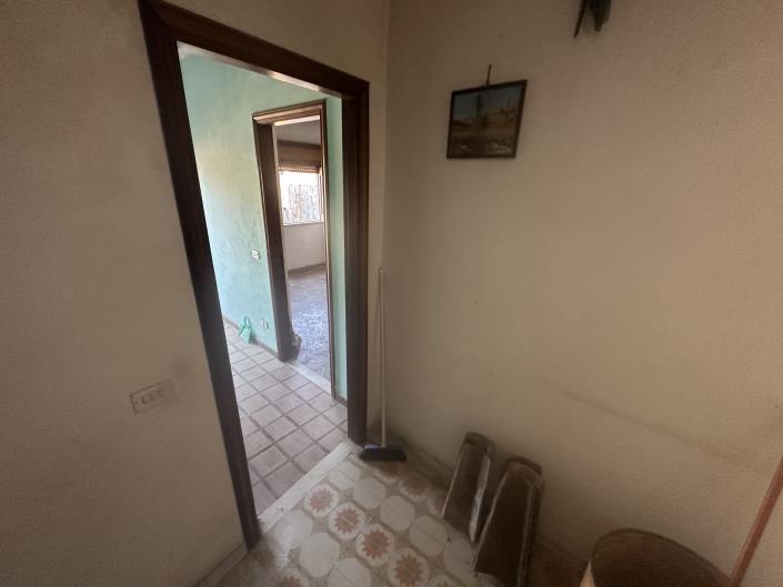 Image No.40-3 Bed Townhouse for sale