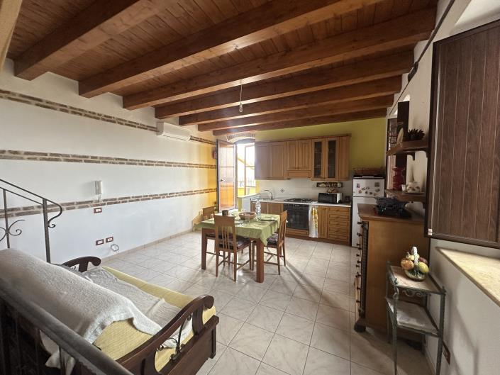 Image No.24-1 Bed Townhouse for sale