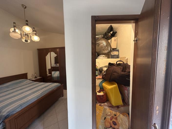 Image No.10-1 Bed Townhouse for sale