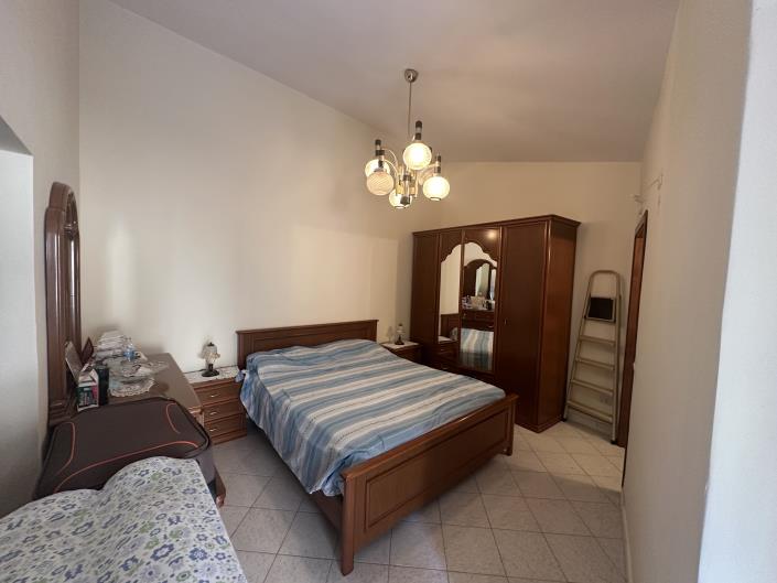 Image No.9-1 Bed Townhouse for sale