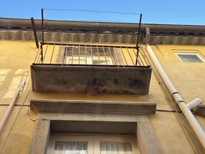 Image No.37-3 Bed Townhouse for sale