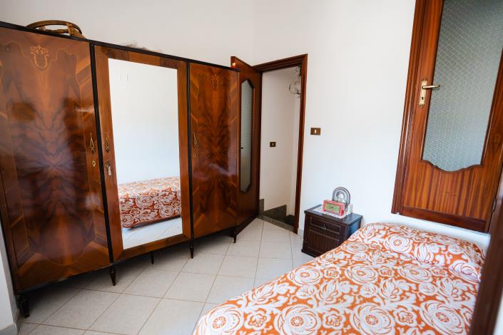 Image No.17-3 Bed Townhouse for sale