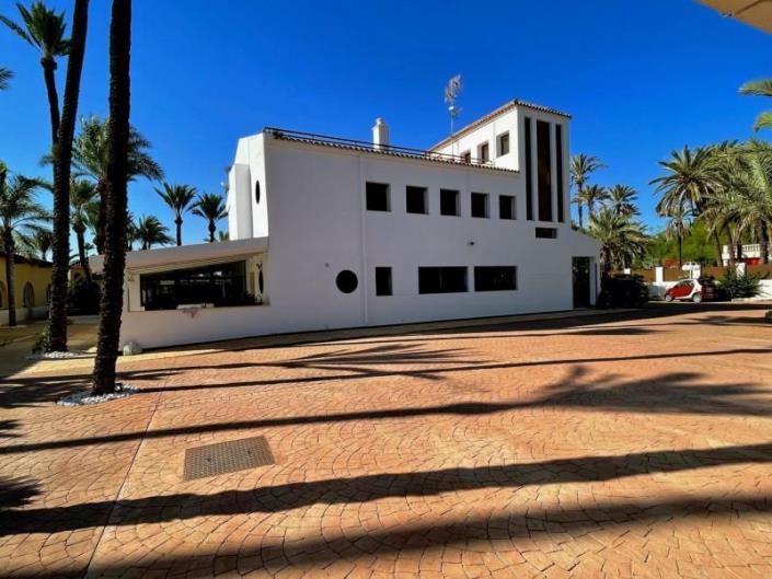 Image No.36-5 Bed Villa for sale