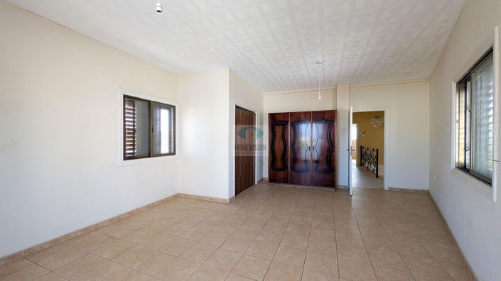 Image No.9-3 Bed Villa for sale