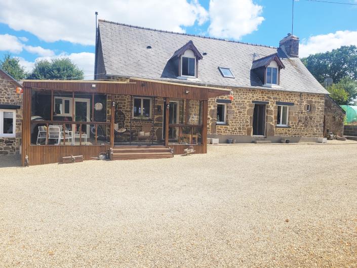 Image No.2-3 Bed Country Property for sale