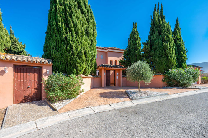 Image No.2-5 Bed Villa for sale