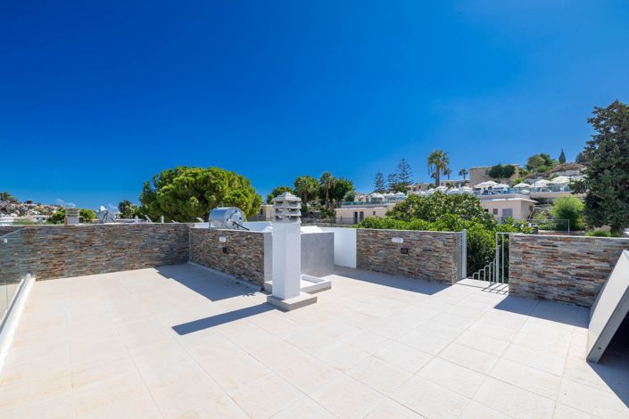 Image No.7-3 Bed House for sale
