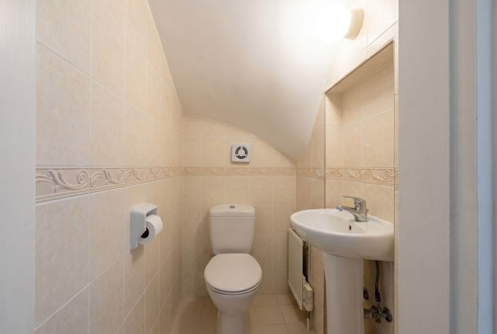 Image No.14-3 Bed House for sale