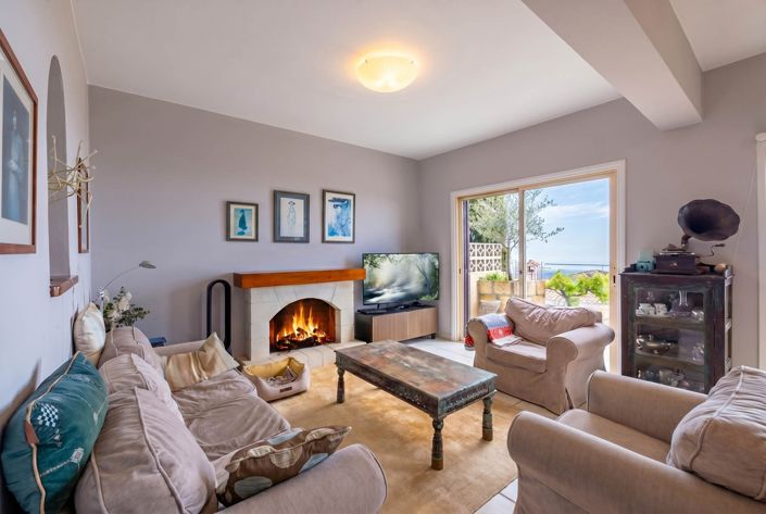 Image No.3-3 Bed House for sale