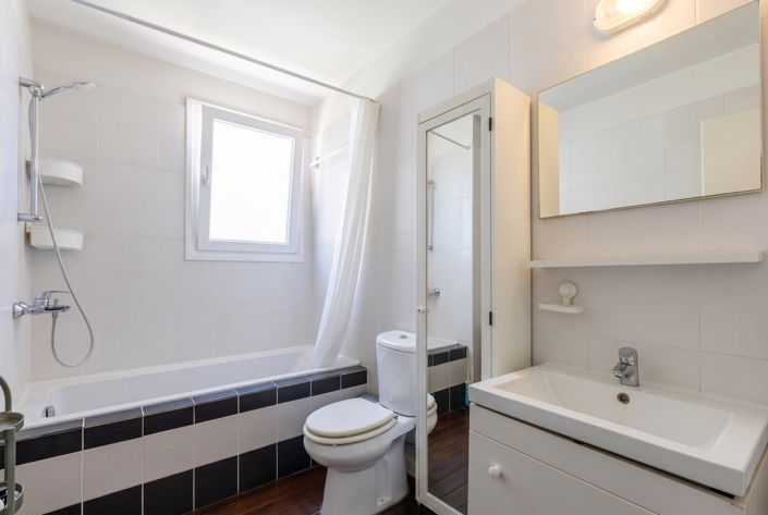 Image No.13-2 Bed Apartment for sale