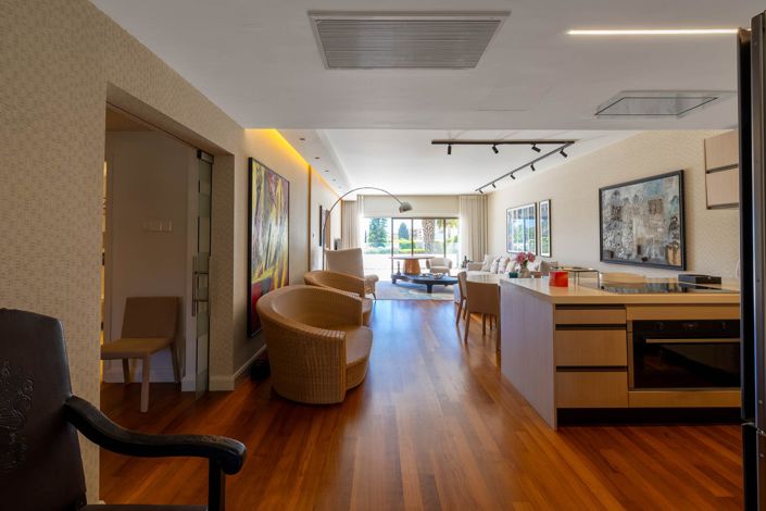 Image No.8-3 Bed Apartment for sale