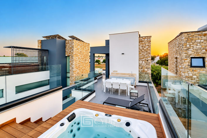 Image No.28-4 Bed Villa for sale