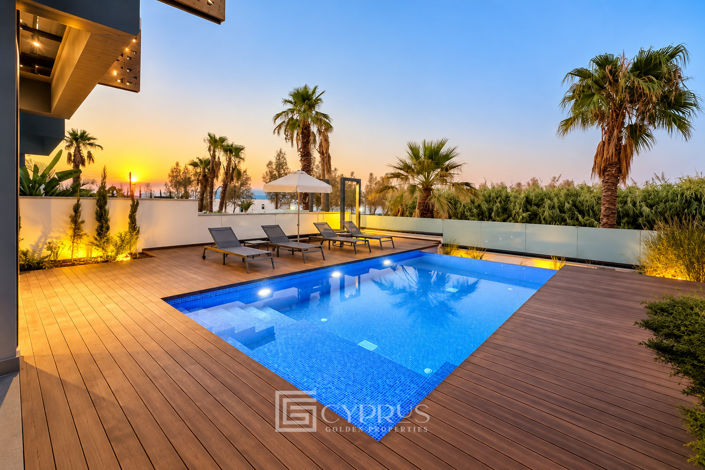 Image No.9-4 Bed Villa for sale