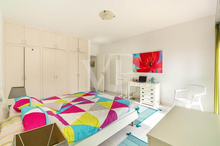 Image No.39-3 Bed House for sale